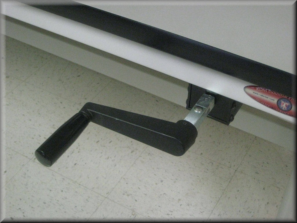 Hydraulic Hand Crank-Extended blank