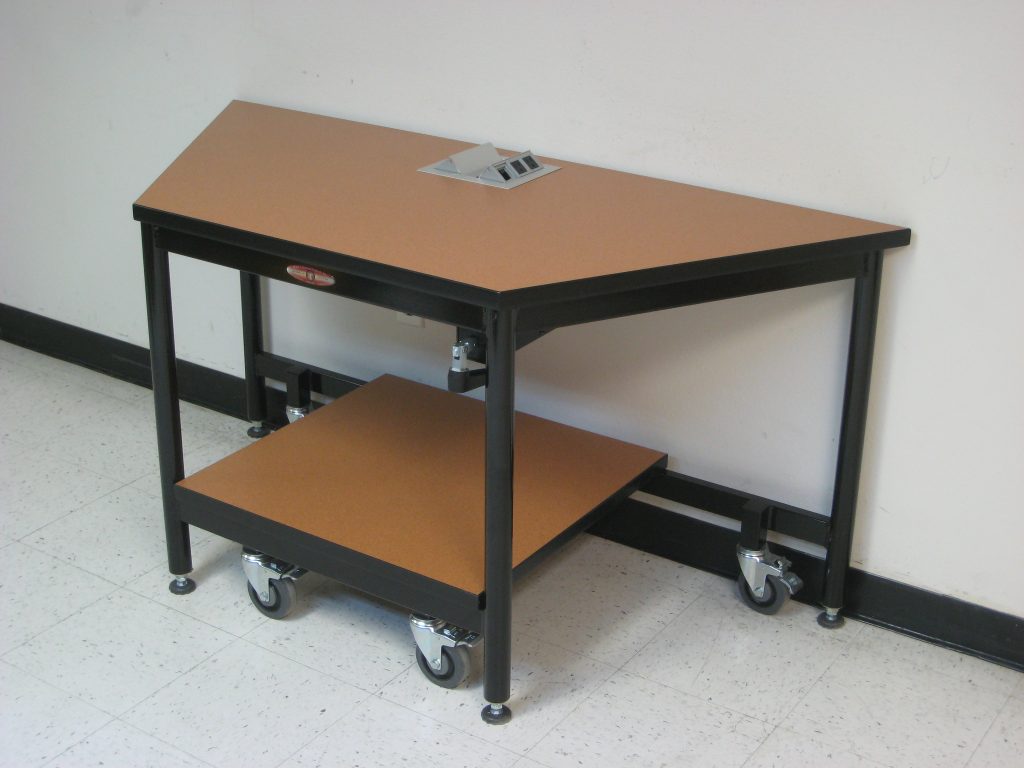 RDM Hydraulic Lift Table - Model A-107P-HYD-12M-PTCSTR-CUST-TRI A-107P-HYD-12M-PTCSTR-CUST-TRI