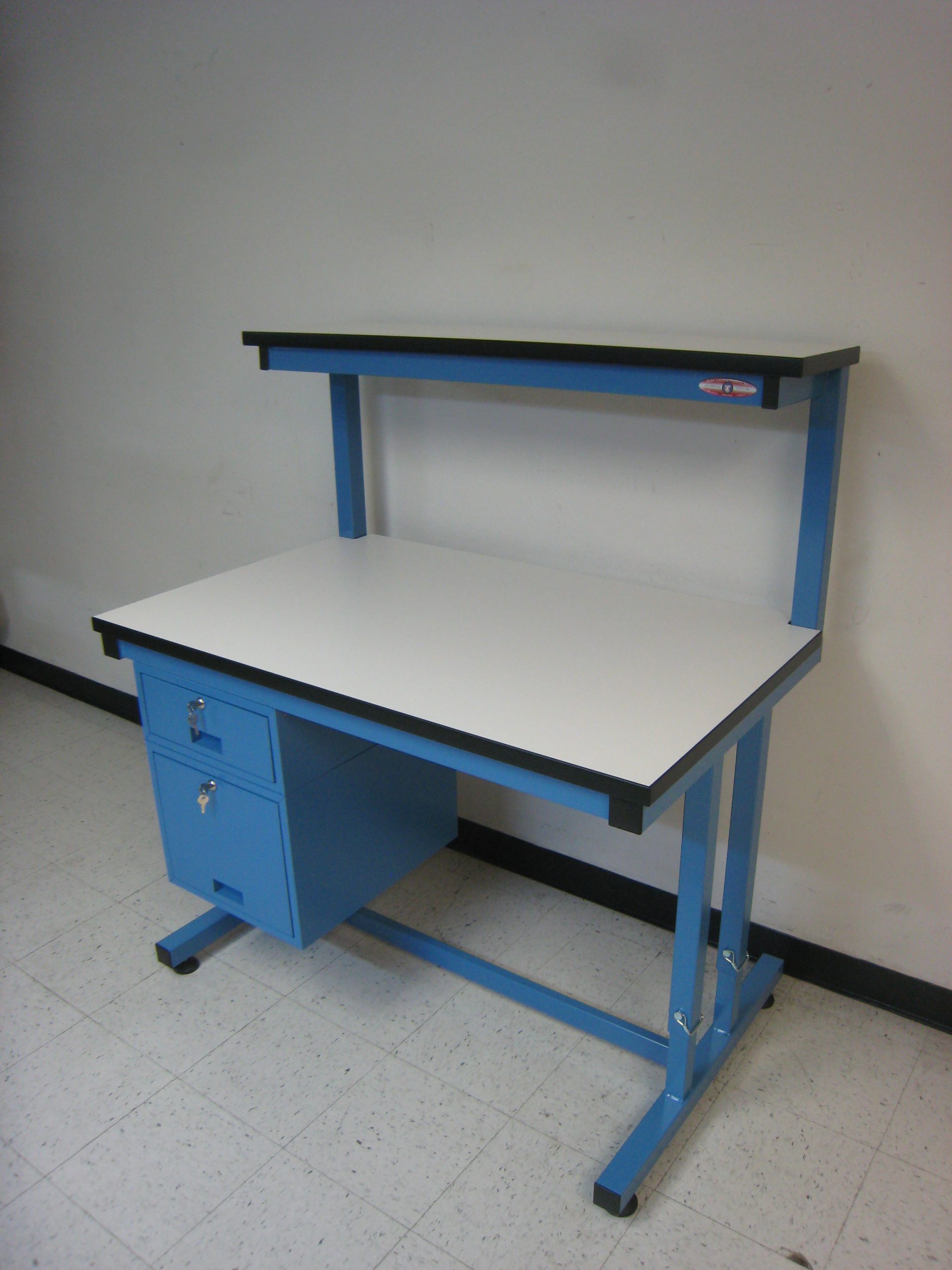 RDM Adjustable Height Workbench - Model i-103P-PIN i-103P-PIN