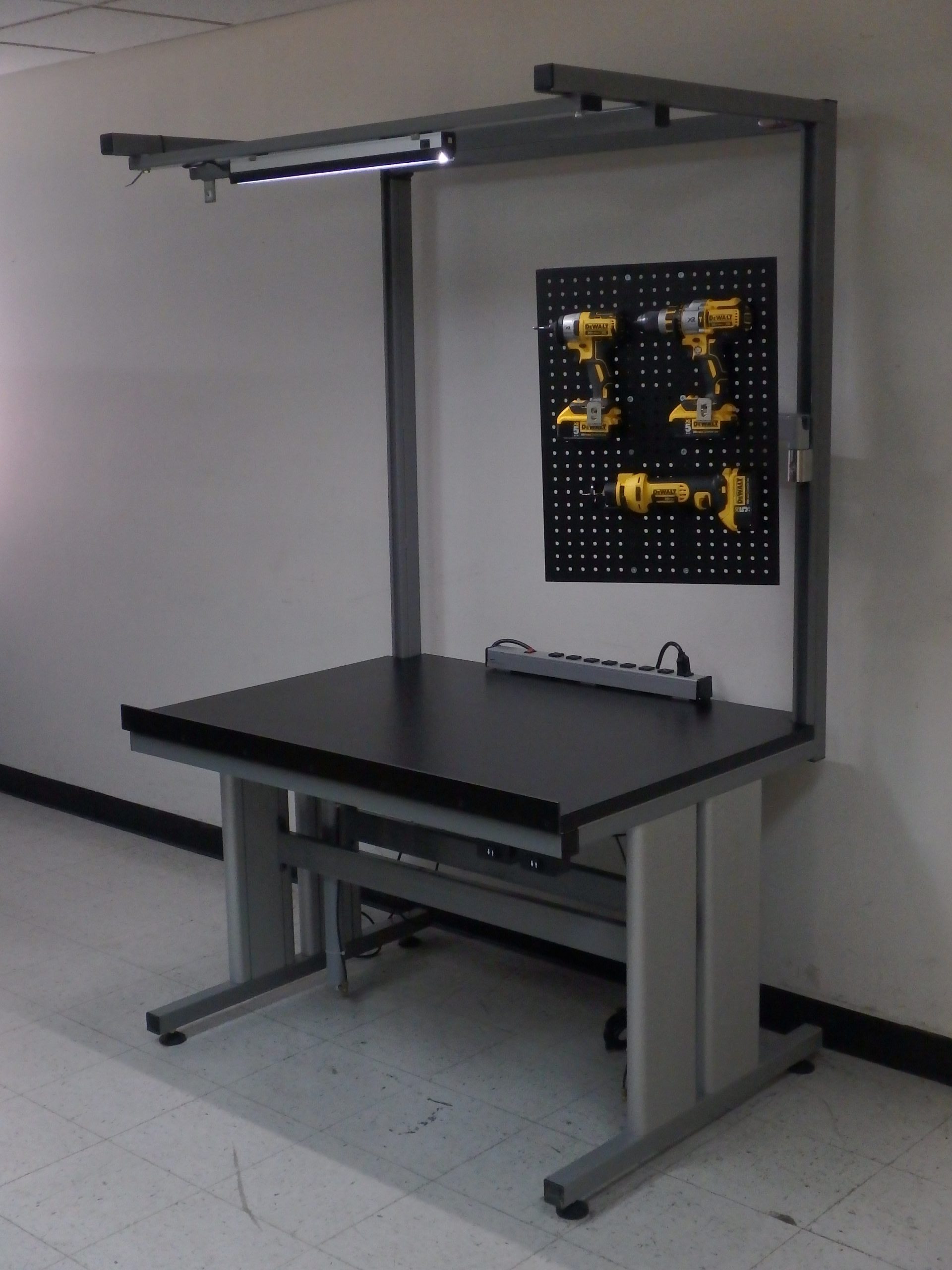 RDM Articulating Tool Peg Board - Model ACCY-WB-ATB-PEG-HDPE-BLK ACCY-WB-ATB-PEG-HDPE-BLK