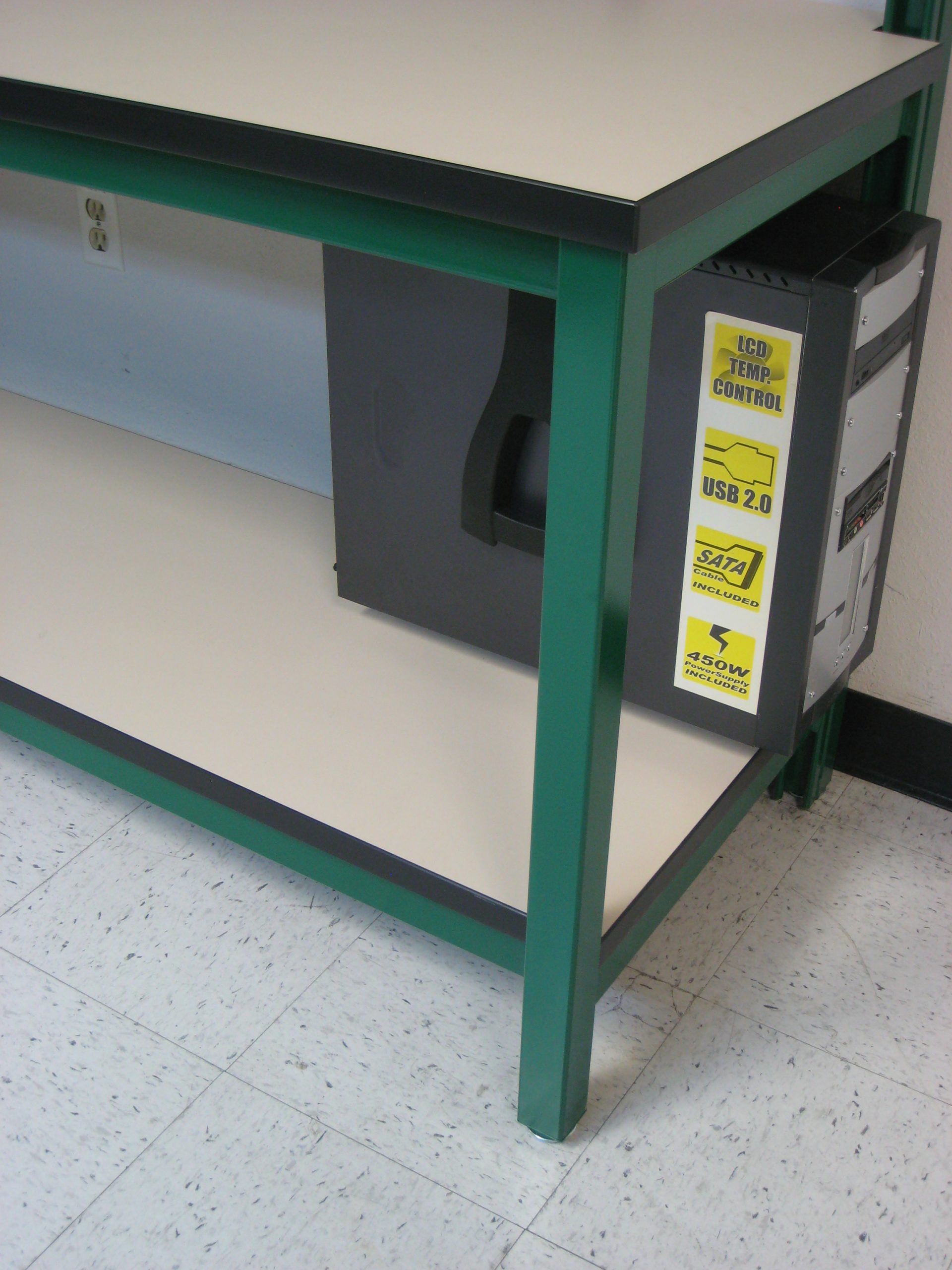 IMG_8043 RDM-ACCY-WB-CPU-ART-01 Articulating CPU Holder - Rotated Left Side Recessed to Rear