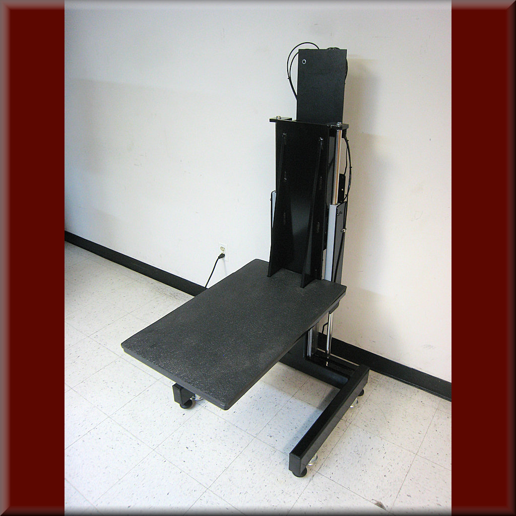 RDM Low-Start Lift Platform - Model LP-105P Low-Start Lift Platform - Model LP-105P